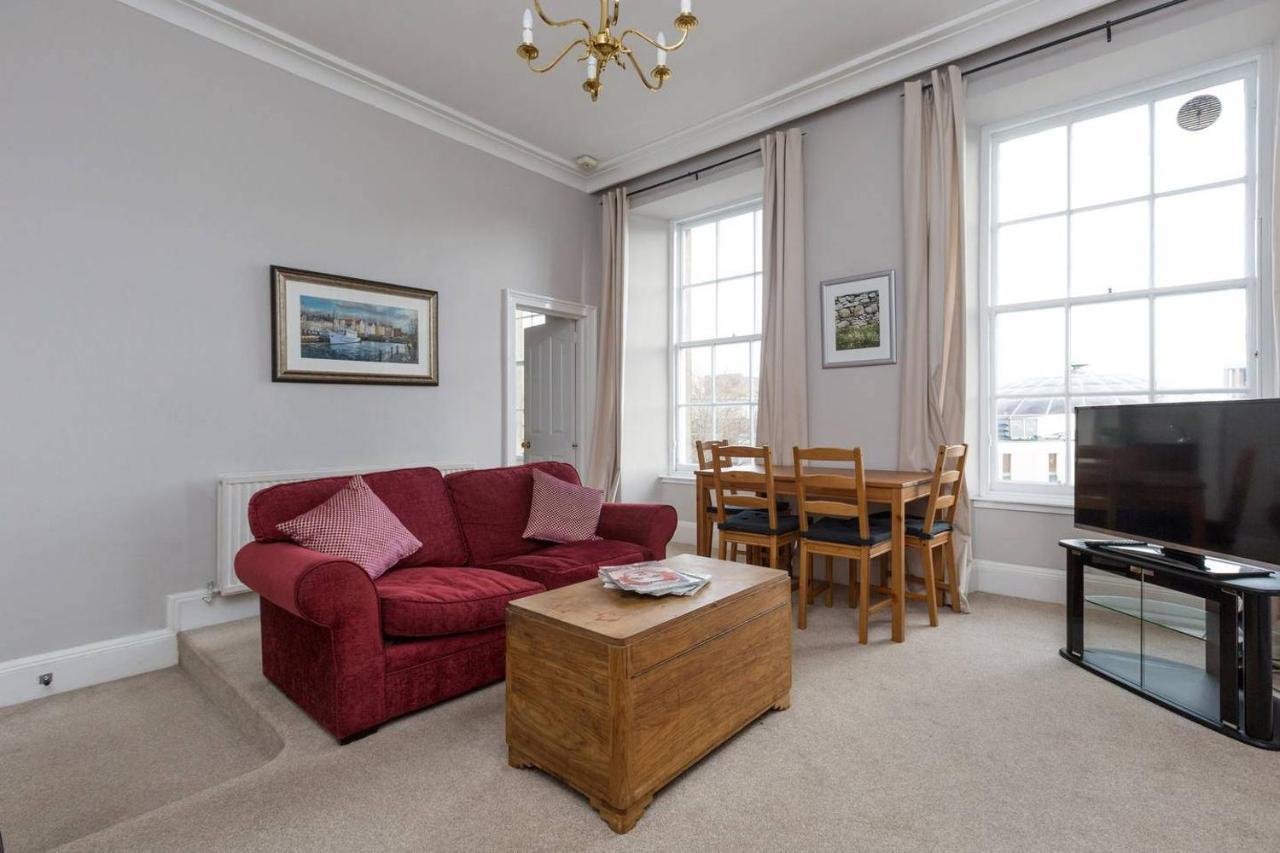 Altido George Square Apartment - Heart Of Old Town/University Edinburgh Bagian luar foto