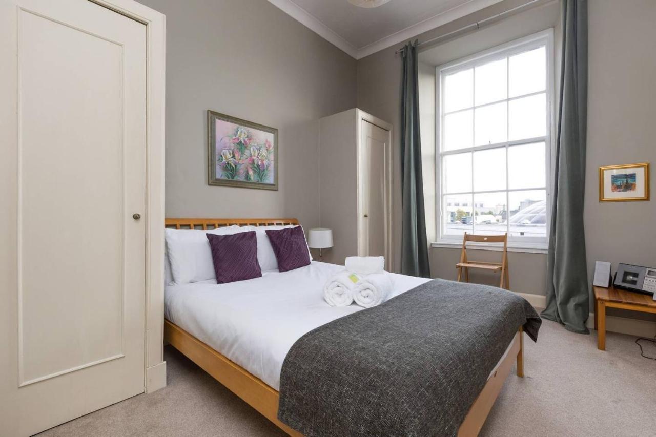 Altido George Square Apartment - Heart Of Old Town/University Edinburgh Bagian luar foto