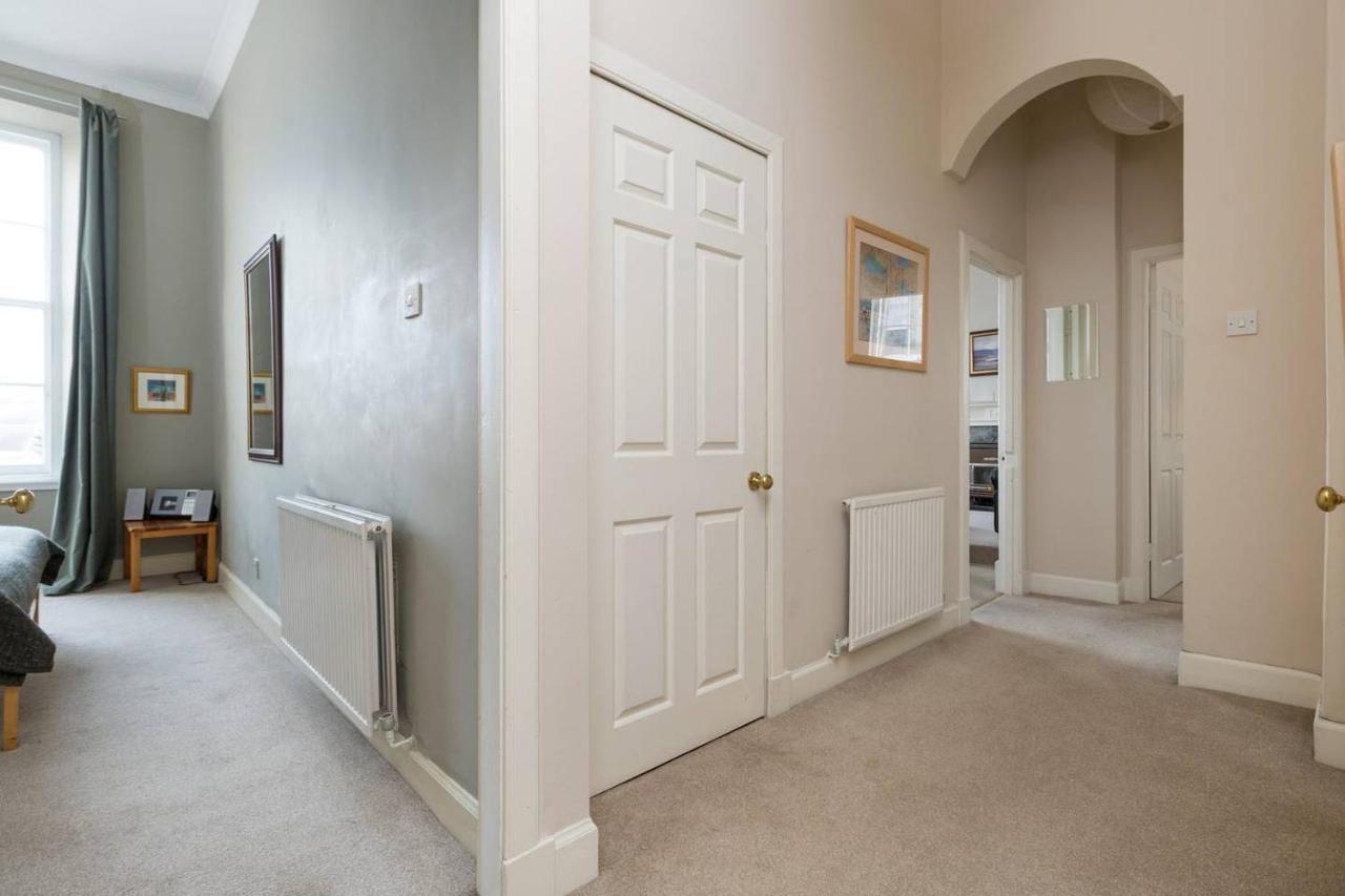 Altido George Square Apartment - Heart Of Old Town/University Edinburgh Bagian luar foto